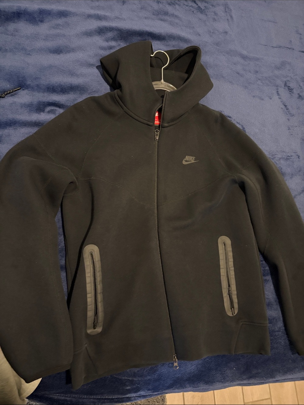 Nike tech Black Full-Zip Hooded Performance Jacket
